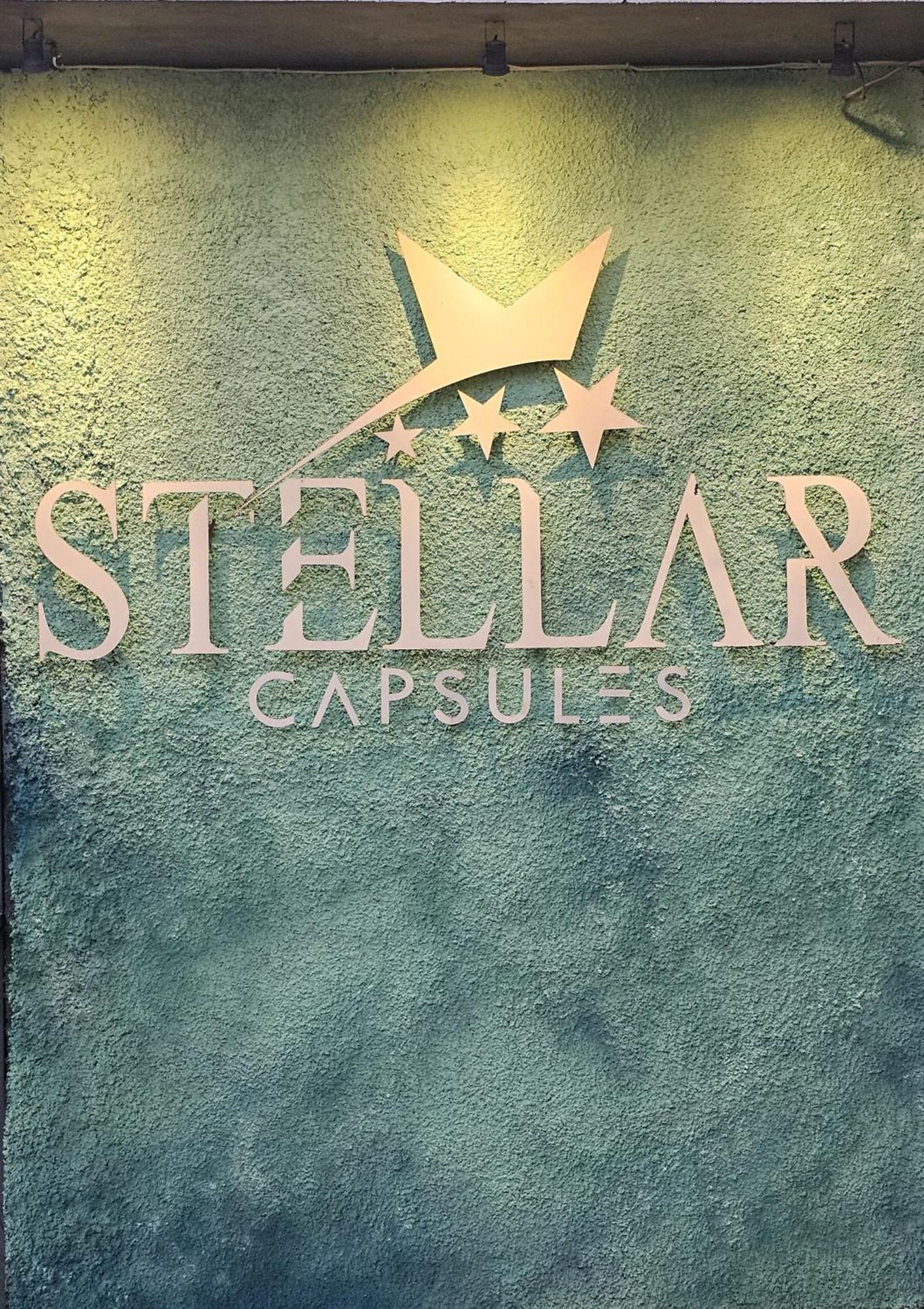 Хостел Stellar Capsules Семиньяк Экстерьер фото Stellar Capsules logo