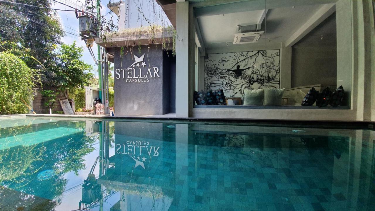 Хостел Stellar Capsules Семиньяк Экстерьер фото Stellar Pool